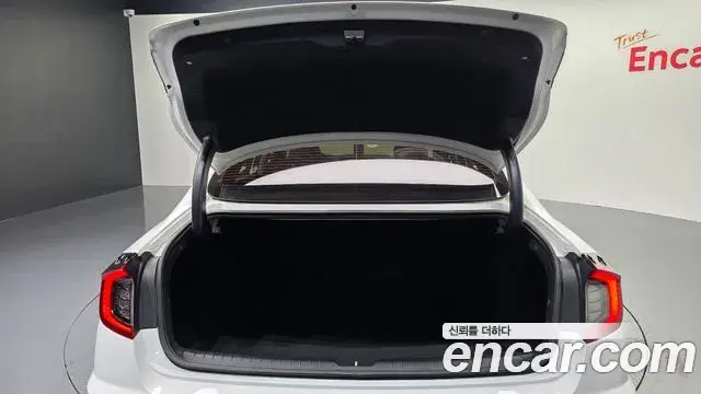 Hyundai Sonata Hybrid 2022 — Şəkil 6/31