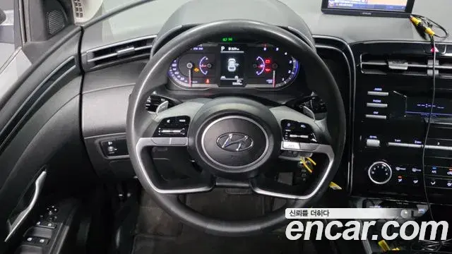Hyundai The New Tucson 2022 — Фото 13/20