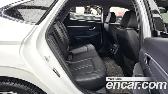Hyundai Sonata 2021 — Фото 12/20