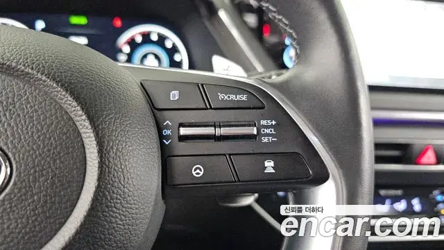 Hyundai Sonata 2021 — Фото 19/20