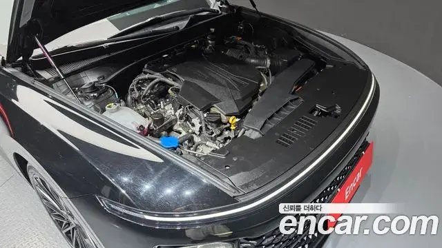 Hyundai Grandeur 2023 — Photo 6/20