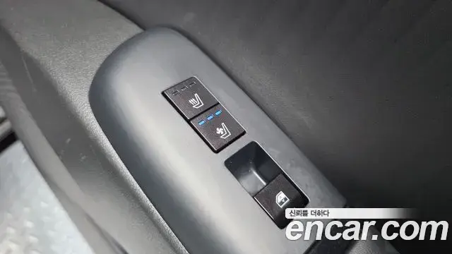 Hyundai Grandeur 2023 — Photo 19/20