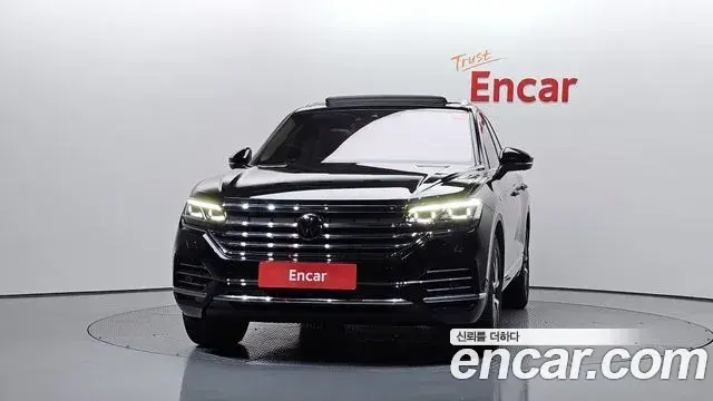 Volkswagen Touareg 2023 — Şəkil 14/20