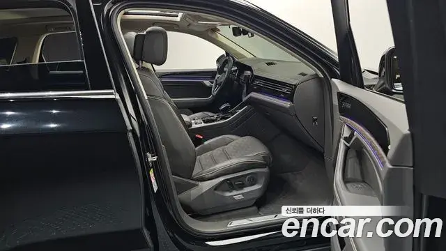 Volkswagen Touareg 2023 — Şəkil 6/20