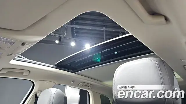 Volkswagen Touareg 2023 — Şəkil 12/20