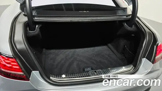 Mercedes-Benz S-Class 2021 — Photo 3/20