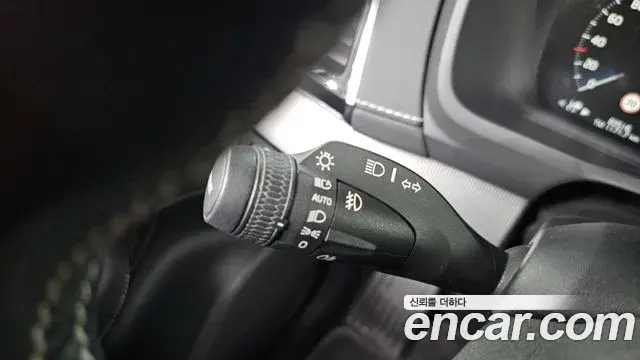 Volvo XC90 2020 — ფოტო 16/37