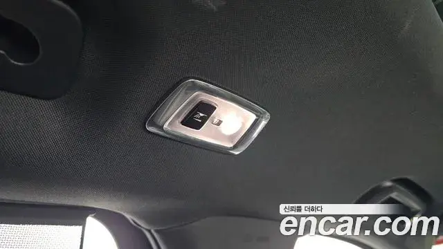 Volvo XC90 2020 — ფოტო 27/37