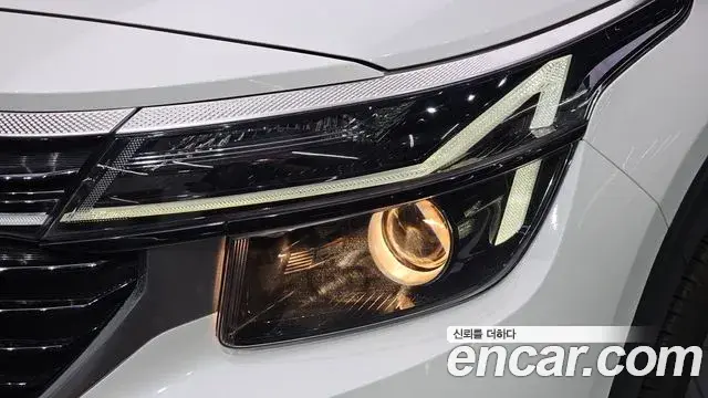 Kia Seltos 2024 — Photo 16/34