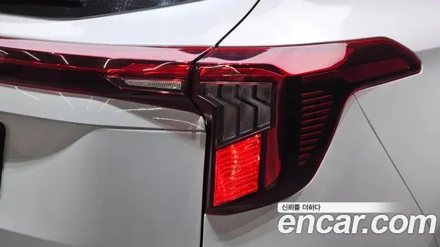 Kia Seltos 2024 — Photo 32/34