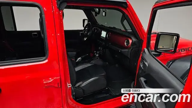 Jeep Wrangler 2019 — Фото 12/20