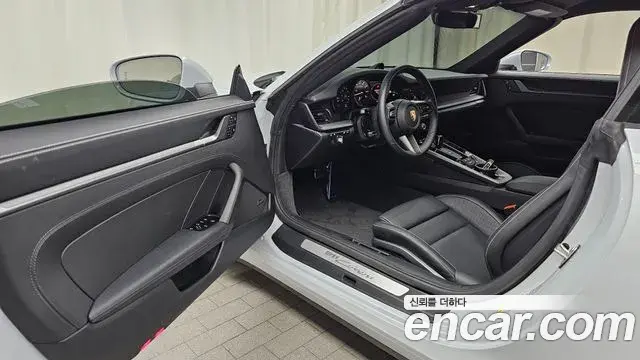 Porsche 911 2024 — ფოტო 7/31