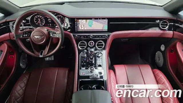 Bentley Continental GT 2020 — Фото 7/20