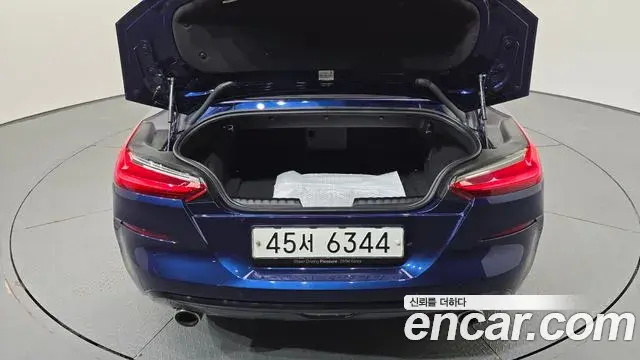 BMW Z4 2019 — ფოტო 12/30
