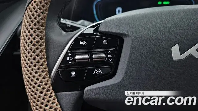 Kia Niro 2025 — Şəkil 33/35