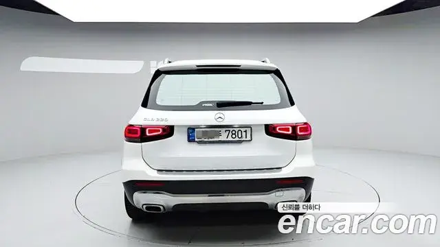 Mercedes-Benz GLB-Class 2020 — Фото 4/20