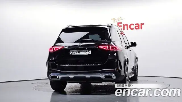 Mercedes-Benz GLE-Class 2019 — Фото 4/20