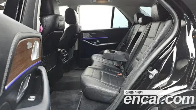 Mercedes-Benz GLE-Class 2019 — Фото 11/20