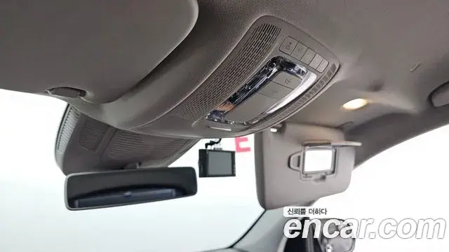 Mercedes-Benz GLE-Class 2019 — Photo 15/34