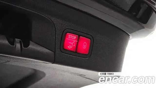 Mercedes-Benz GLE-Class 2019 — Photo 8/34