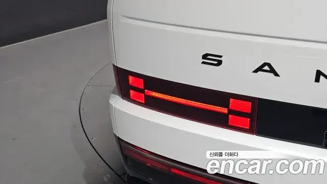 Hyundai Santa Fe 2024 — Photo 35/37