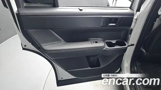 Hyundai Santa Fe 2024 — Photo 5/37