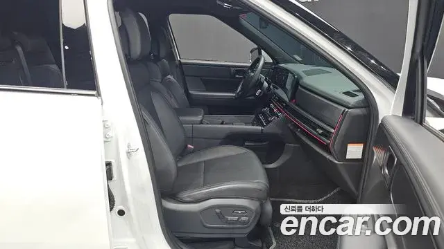 Hyundai Santa Fe 2024 — Photo 4/37
