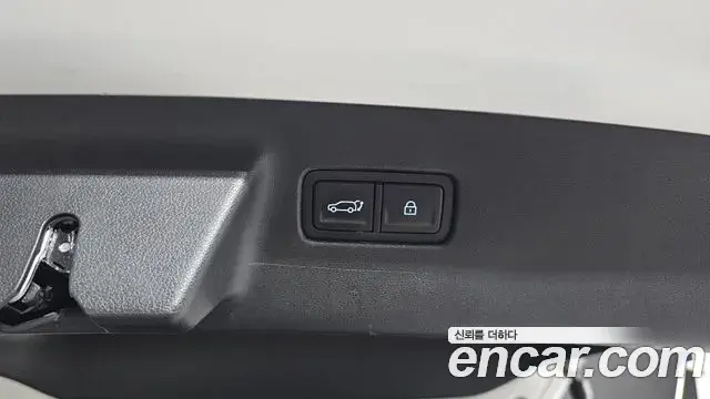 Hyundai Santa Fe 2024 — Photo 10/37