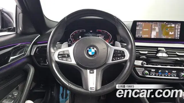 BMW 5 Series 2020 — Фото 13/20