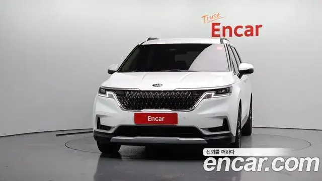 Kia Carnival 2021 — Фото 3/20