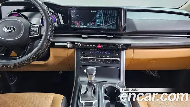 Kia Carnival 2021 — Фото 13/20
