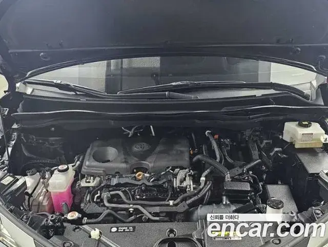 Toyota Sienna 2021 — Şəkil 14/20
