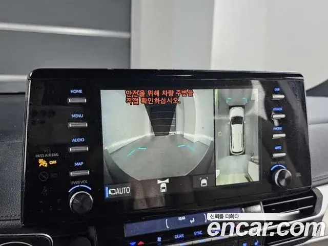 Toyota Sienna 2021 — Şəkil 10/20