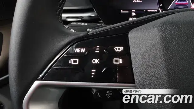 Audi Q5 2025 — Photo 7/42