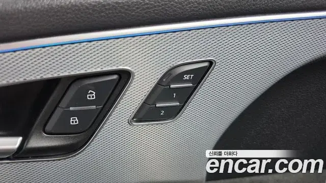 Audi Q8 2020 — ფოტო 13/36