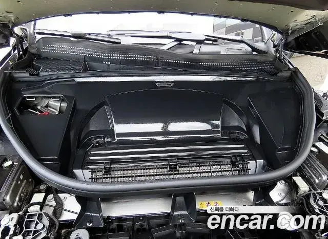 Mercedes-Benz EQS SUV 2023 — Photo 6/20