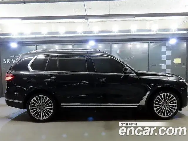 BMW X7 2024 — Photo 19/20