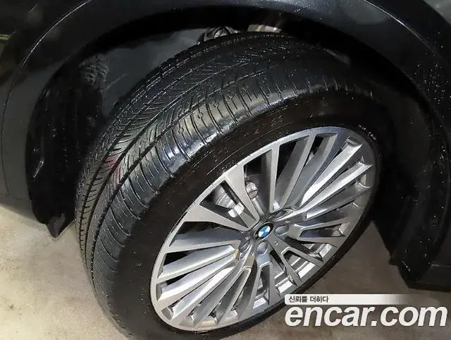 BMW X7 2024 — Photo 9/20
