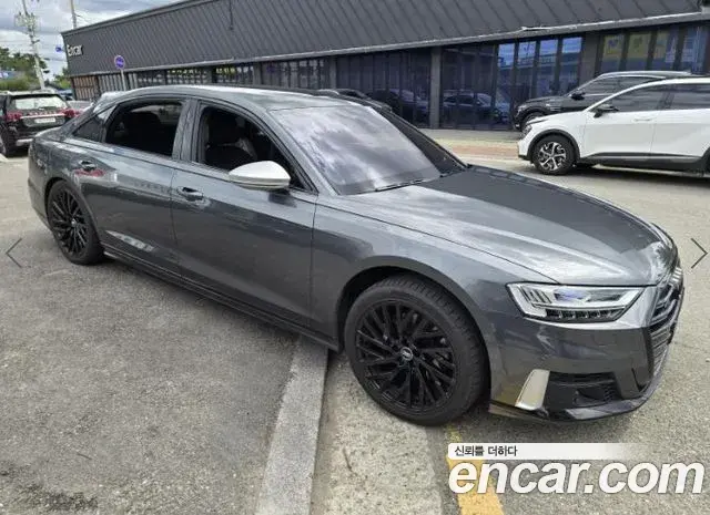 Audi A8 2021 — Şəkil 3/20