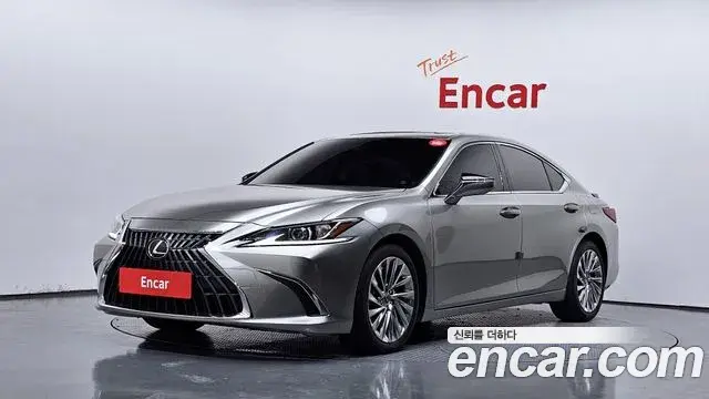 Lexus ES300h 2022 — Şəkil 7/20