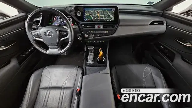 Lexus ES300h 2022 — Şəkil 4/20