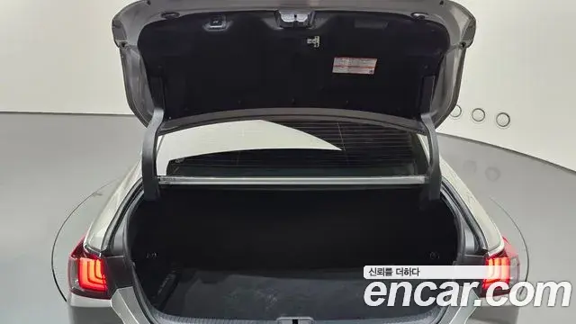 Lexus ES300h 2022 — Şəkil 19/20