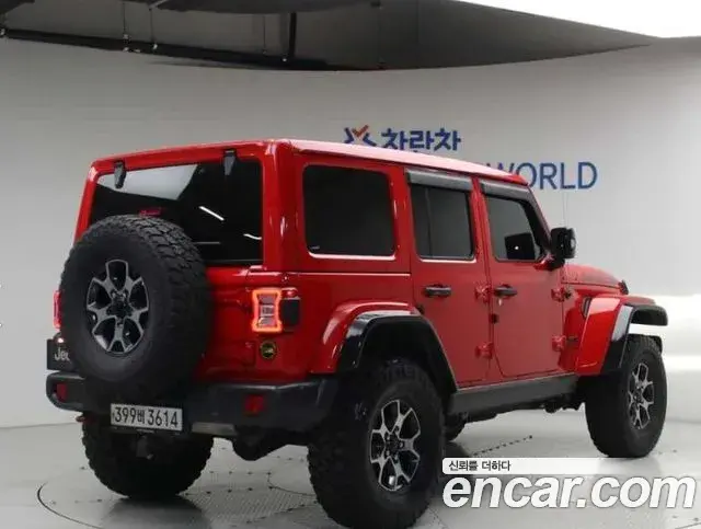 Jeep Wrangler 2019 — ფოტო 18/20