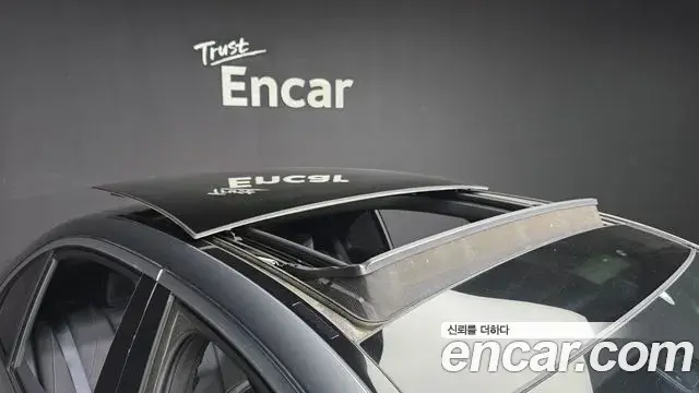 Mercedes-Benz E-Class 2022 — ფოტო 3/20