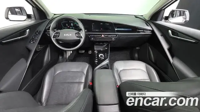 Kia Niro 2022 — Фото 7/20