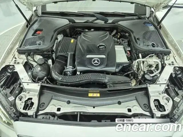 Mercedes-Benz E-Class 2018 — Фото 6/20