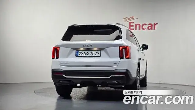 Kia Sorento 2024 — Şəkil 24/35