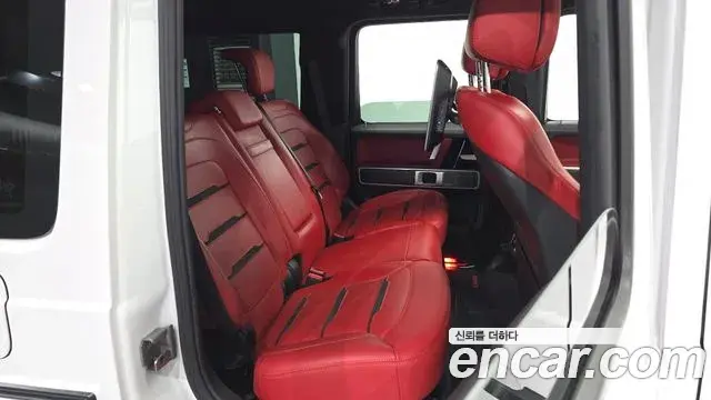 Mercedes-Benz G-Class 2022 — Фото 11/20