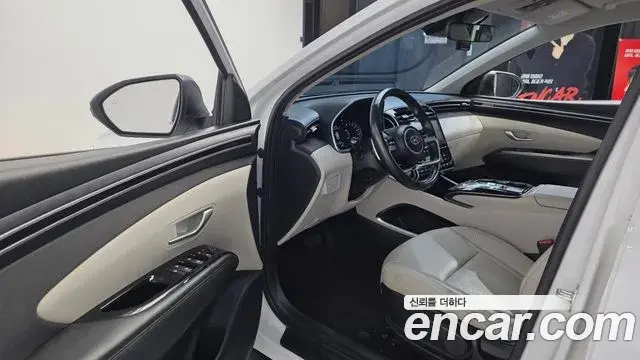 Hyundai The New Tucson 2023 — Фото 10/20