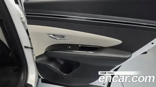 Hyundai Tucson Hybrid 2023 — ფოტო 25/30